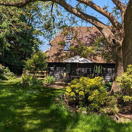 Cosy Listed Barn In Peaceful Country Village Granborough 外观 照片